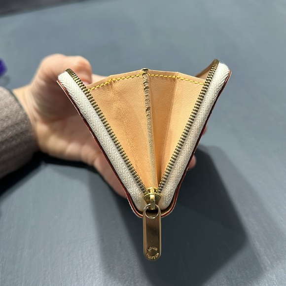 Authentic Louis Vuitton Multicolor Zippy Card Pouch - Picture 7 of 9